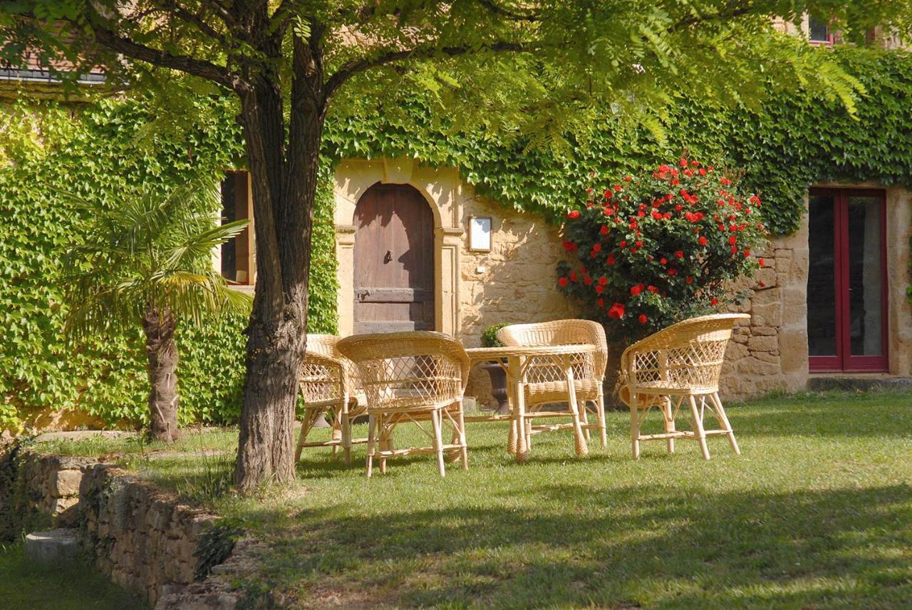 Le Manoir Du Rocher Domme Exterior photo